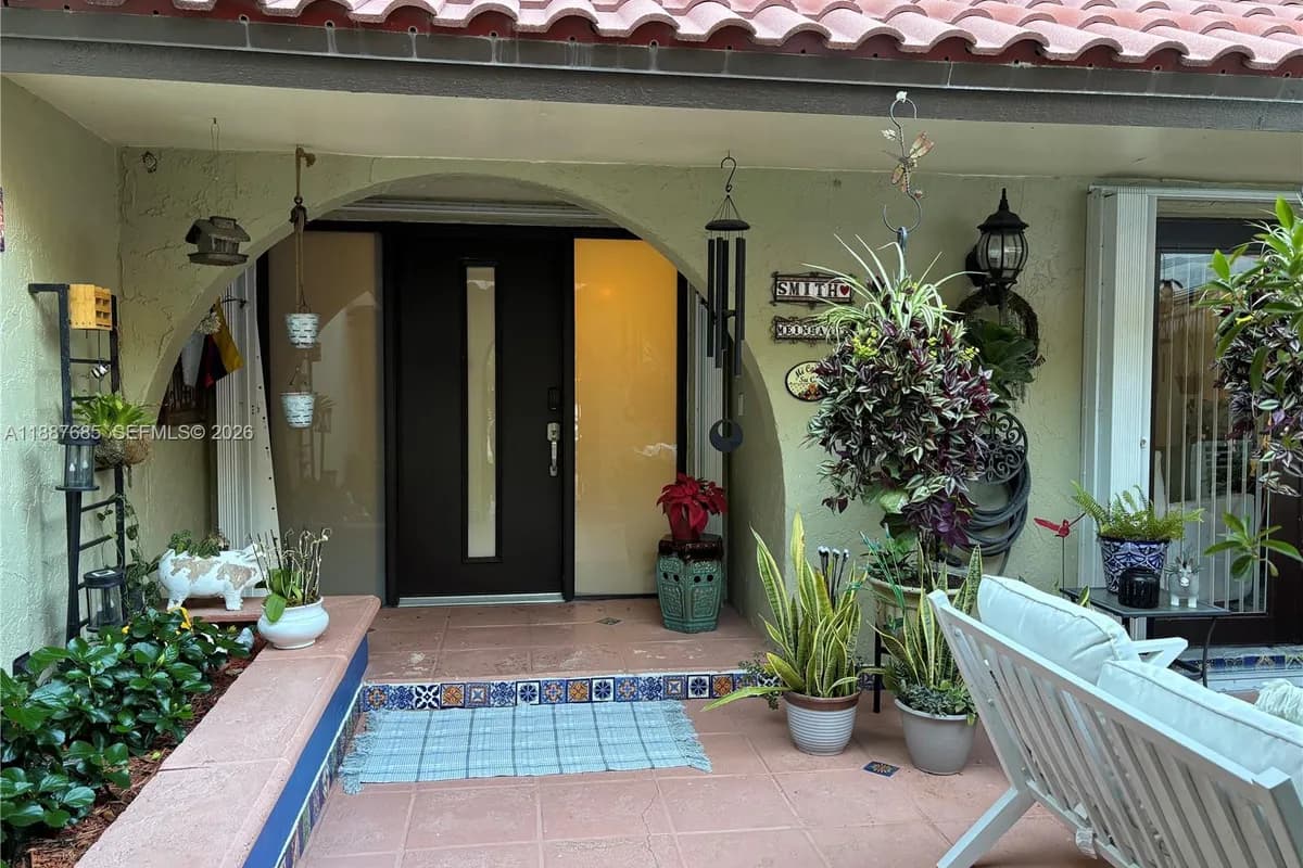 3842 Alcantara Ave # 71D, Doral FL 33178