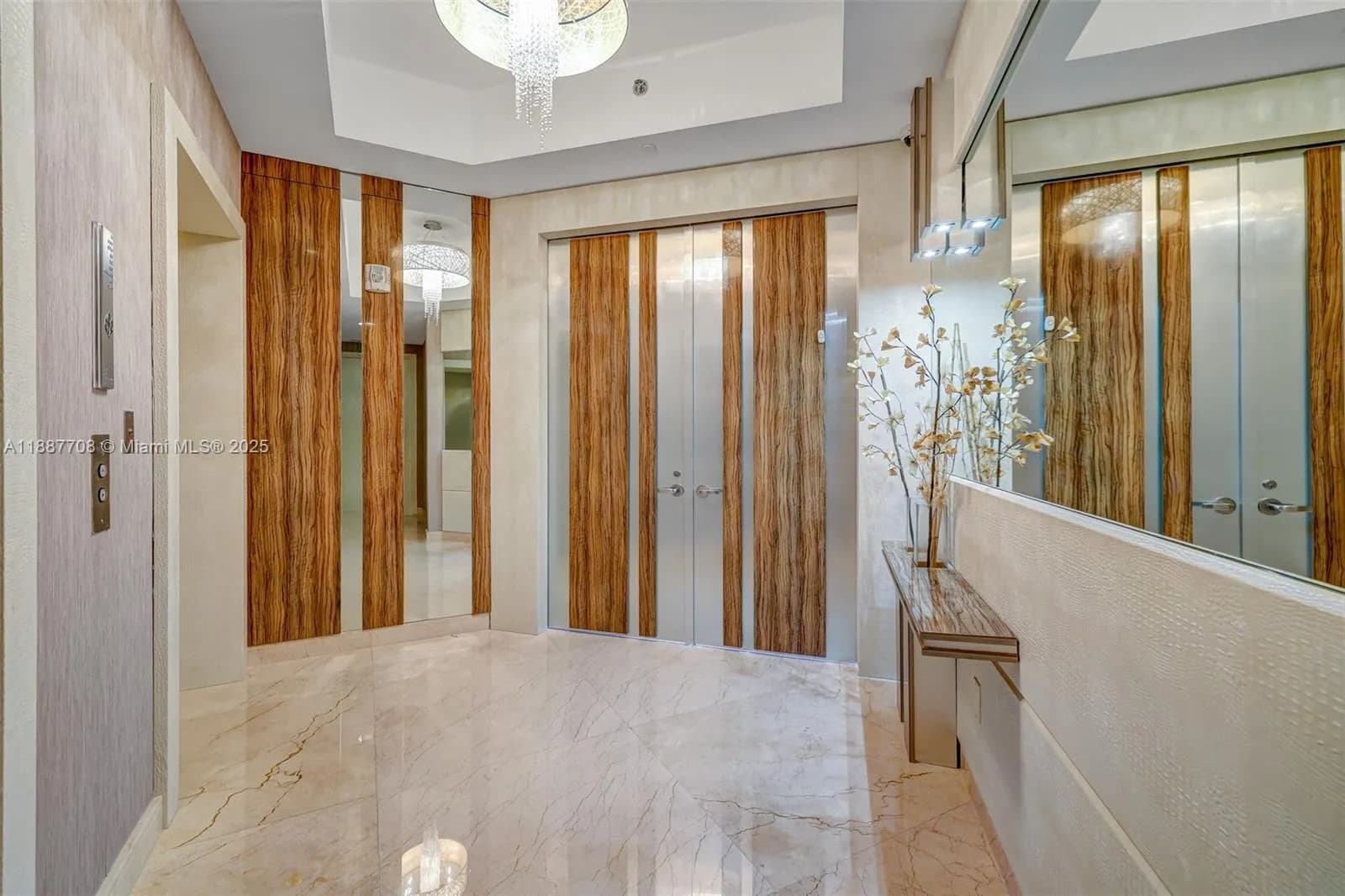 2711 S Ocean Dr # 3705, Hollywood FL 33019