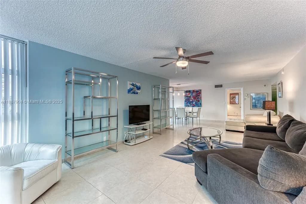 1360 S Ocean Blvd # 304, Pompano Beach FL 33062