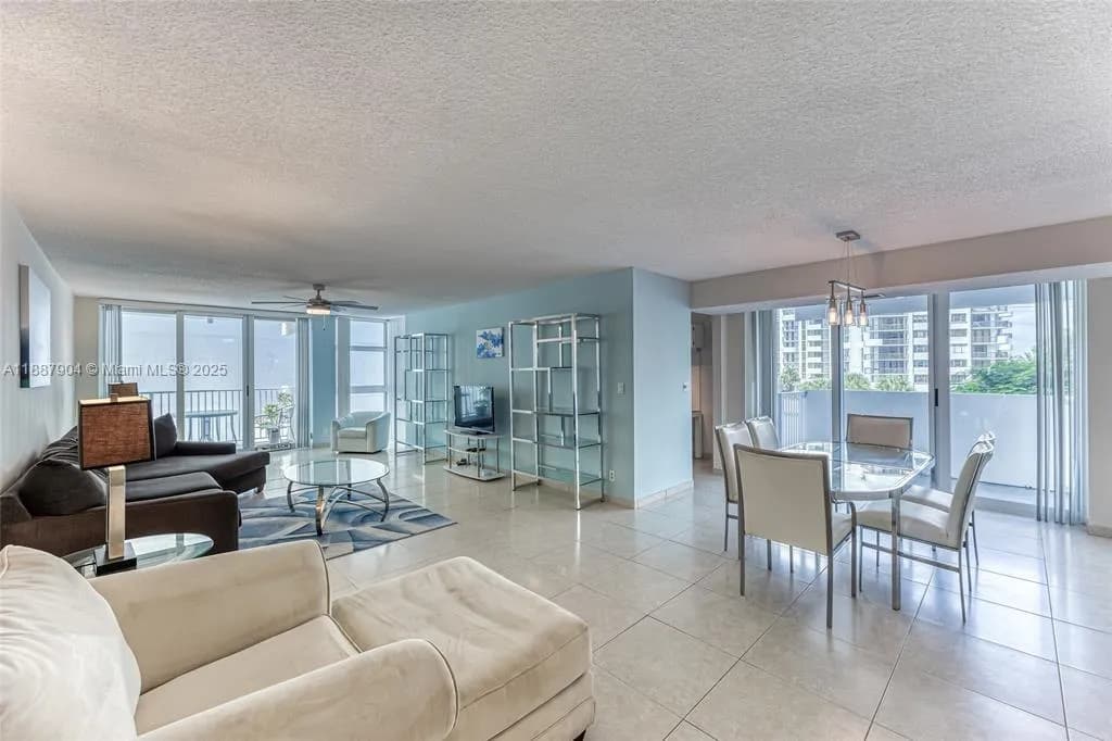 1360 S Ocean Blvd # 304, Pompano Beach FL 33062