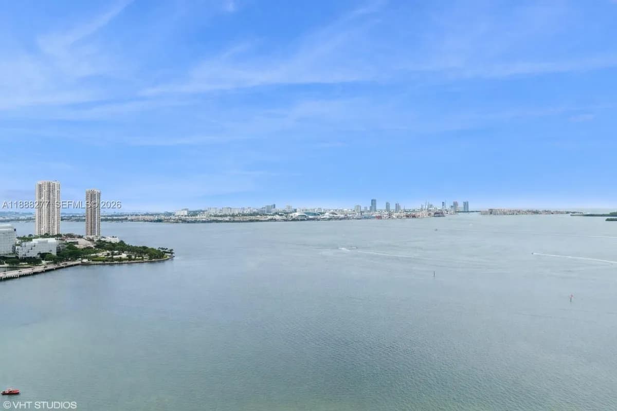 1331 Brickell Bay Dr # 2802, Miami FL 33131