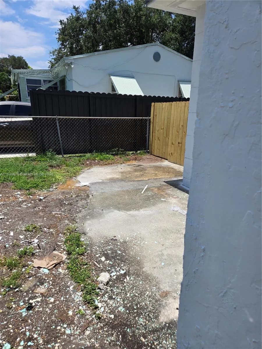 8200 NW 23rd Ave, Miami FL 33147