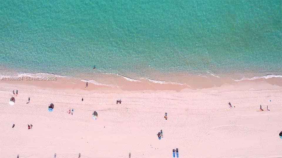 6917 Collins Ave # 1512, Miami Beach FL 33141