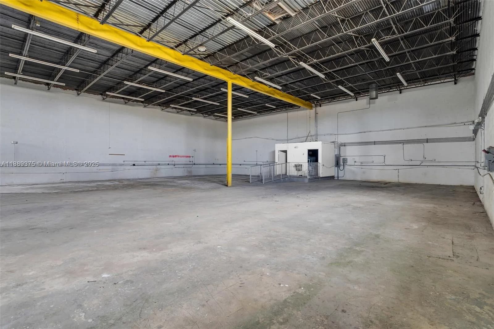 4201 NW 37th Ct # 3725, Hialeah FL 33142