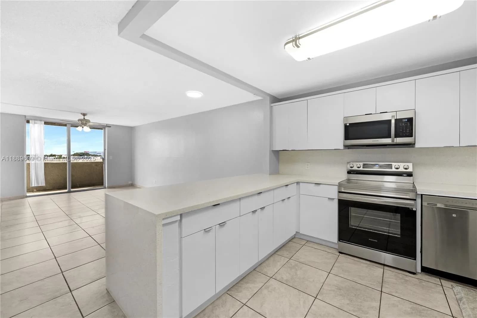 1750 W 46th St # 544, Hialeah FL 33012