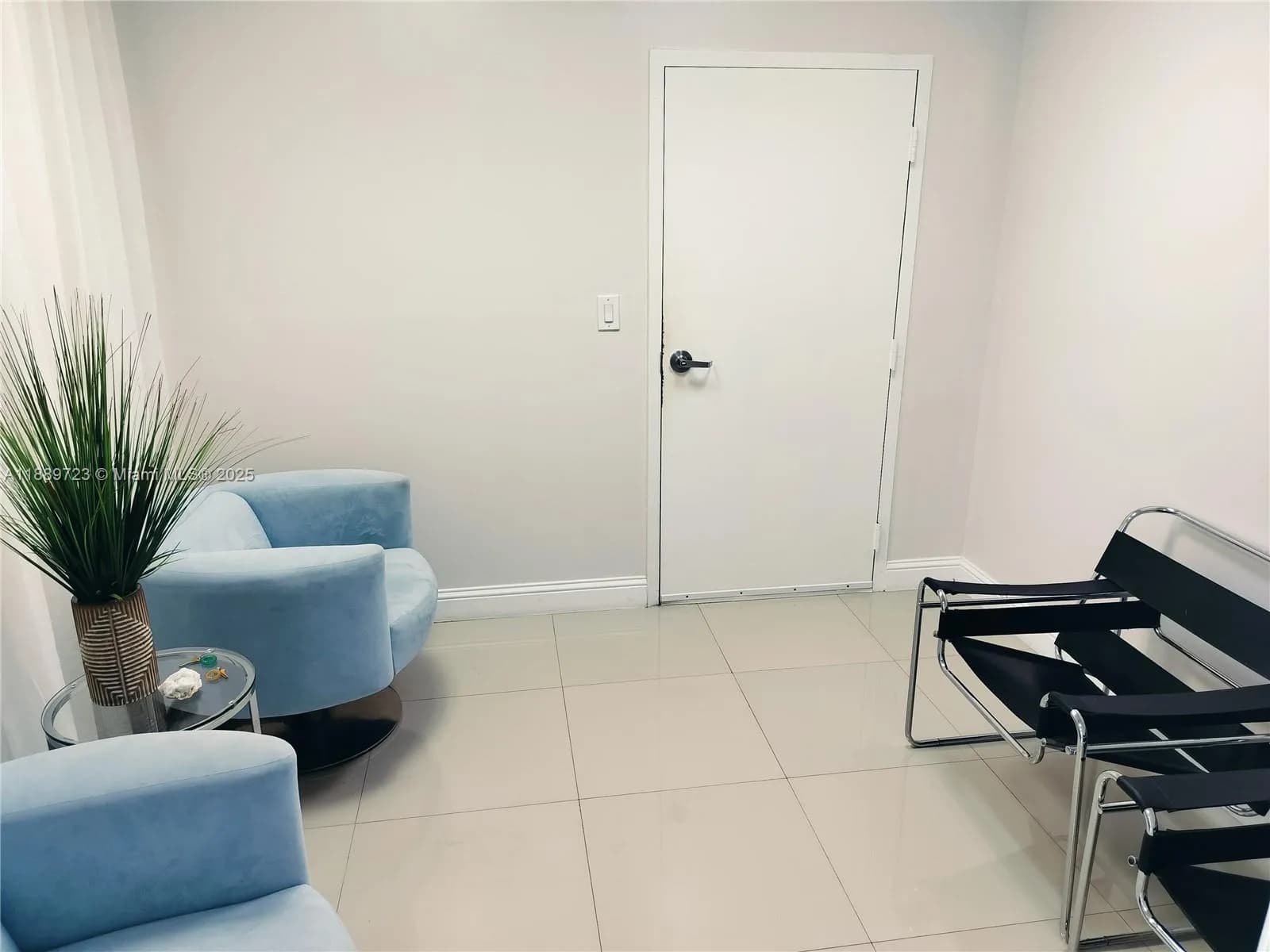 12550 Biscayne Blvd # 605, North Miami FL 33181