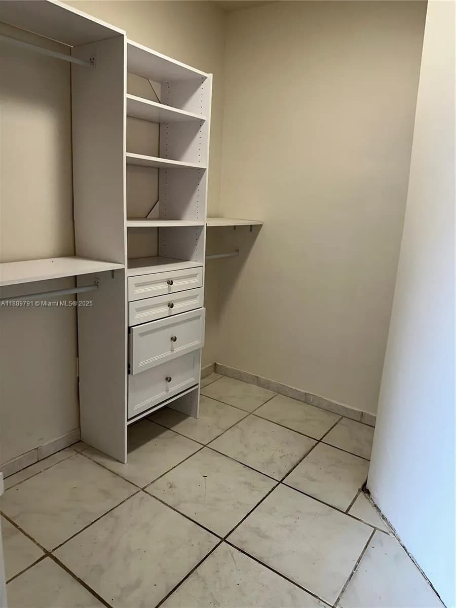 26 Diplomat Parkway # 2248, Hallandale Beach FL 33009