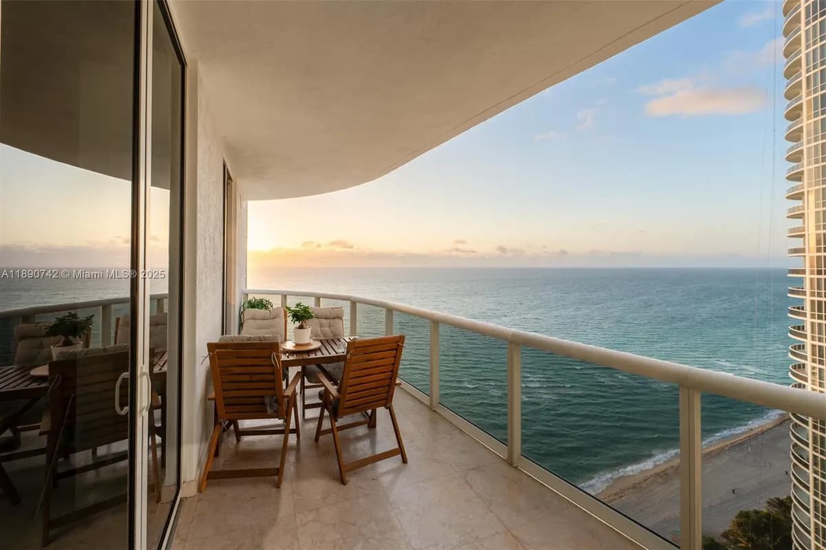 15901 Collins Ave # 2502, Sunny Isles Beach FL 33160