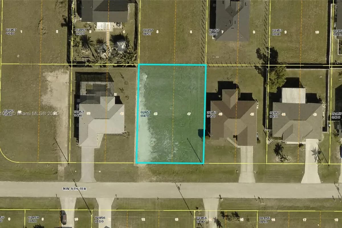 1115 NW NW 9 TERR, Cape Coral FL 33993