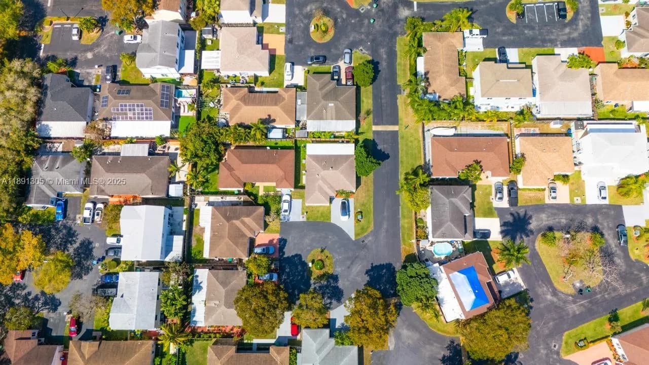 22226 SW 98th Pl, Cutler Bay FL 33190