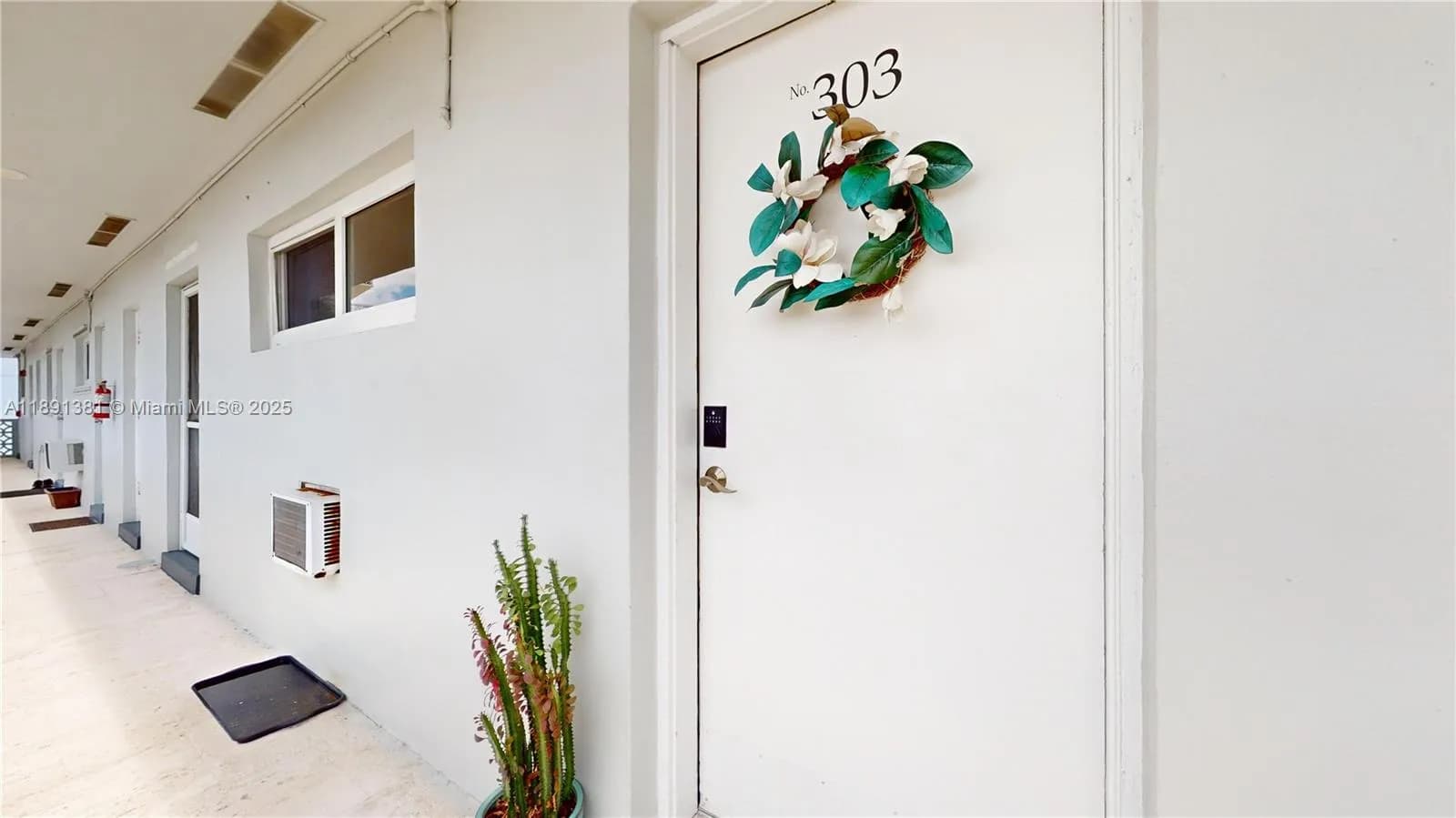 13105 Ixora Ct # 303, North Miami FL 33181