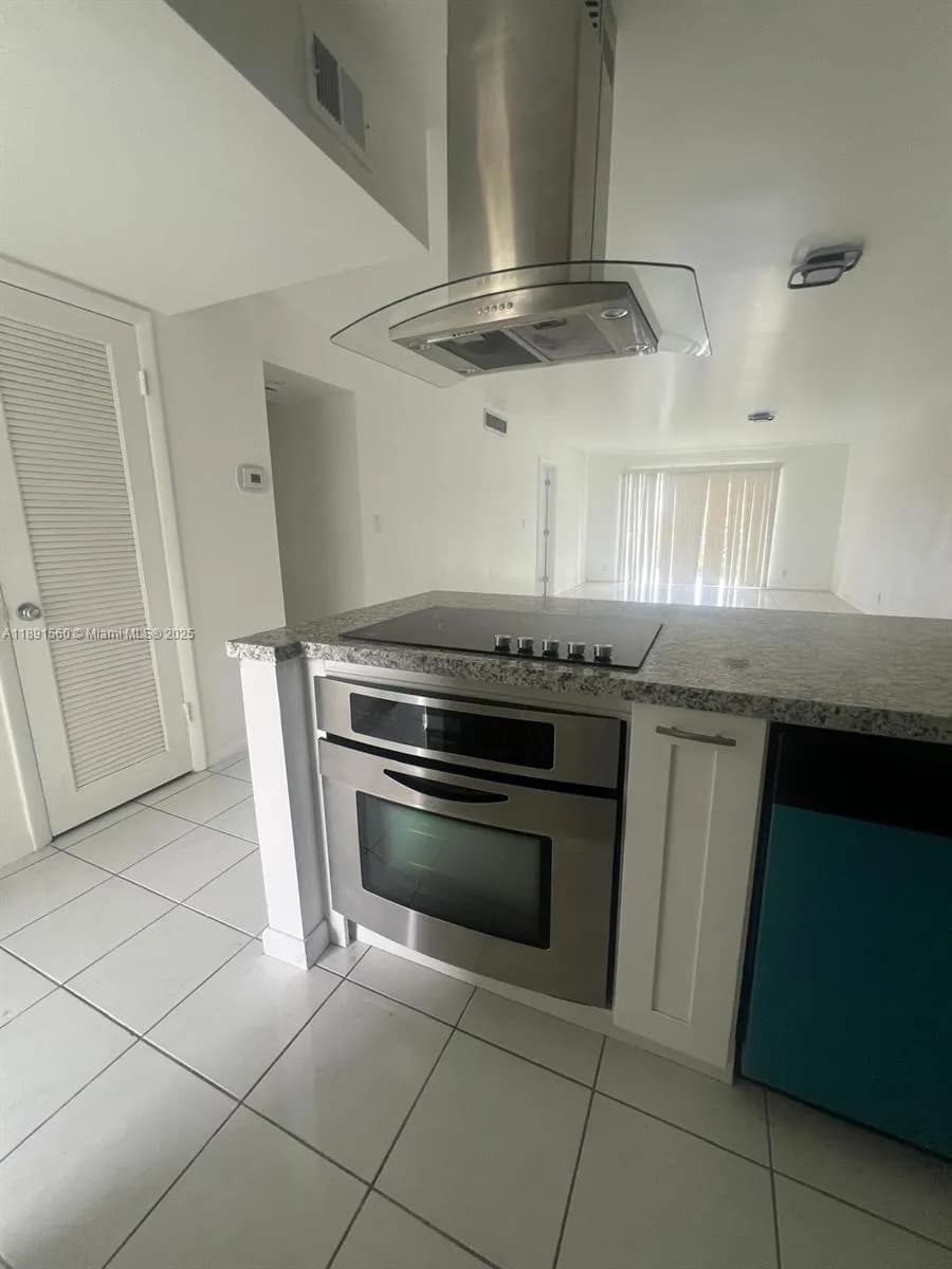 3300 Spanish Moss Ter # 411, Lauderhill FL 33319