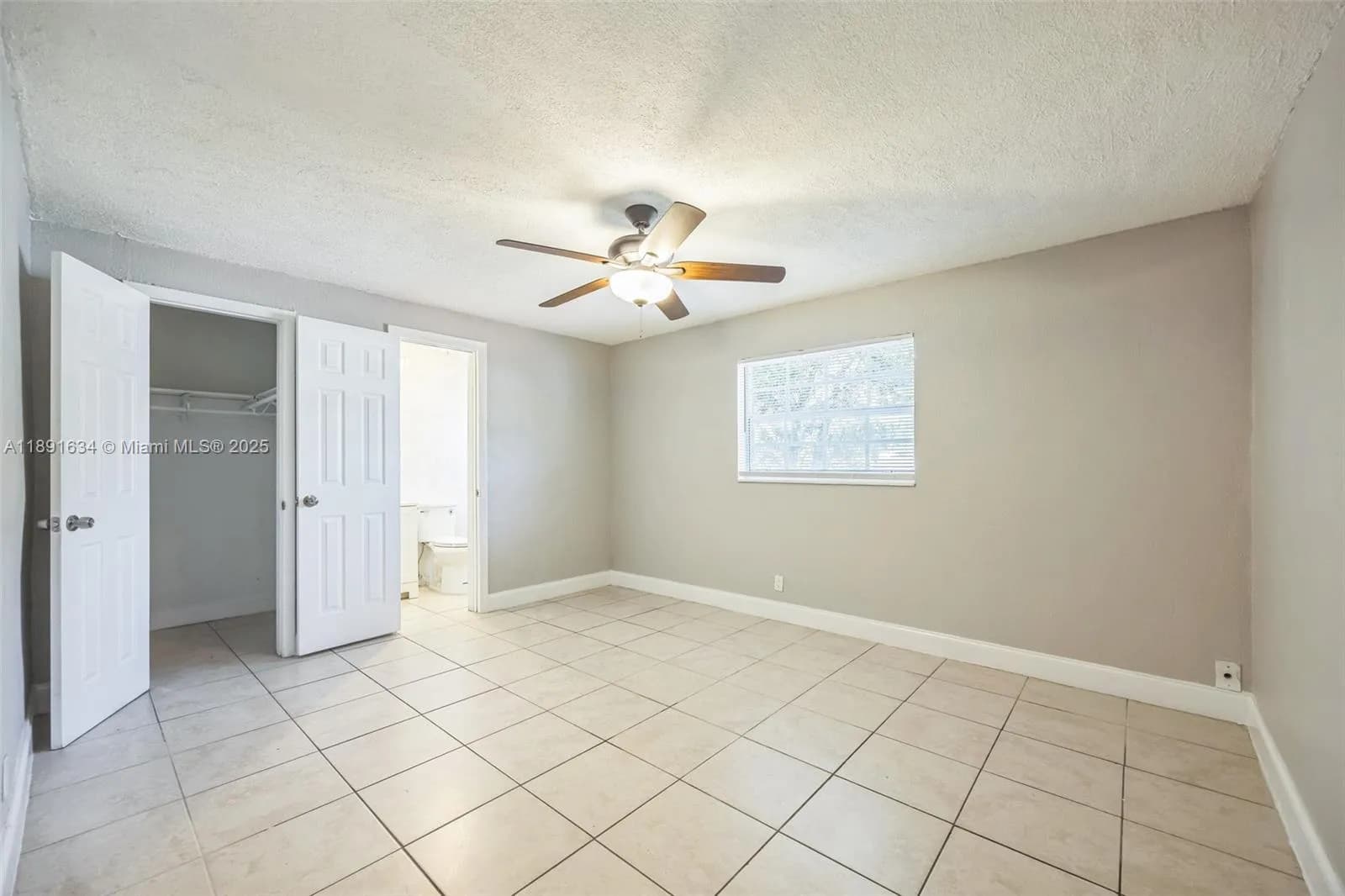 2515 N 66th Ave, Hollywood FL 33024