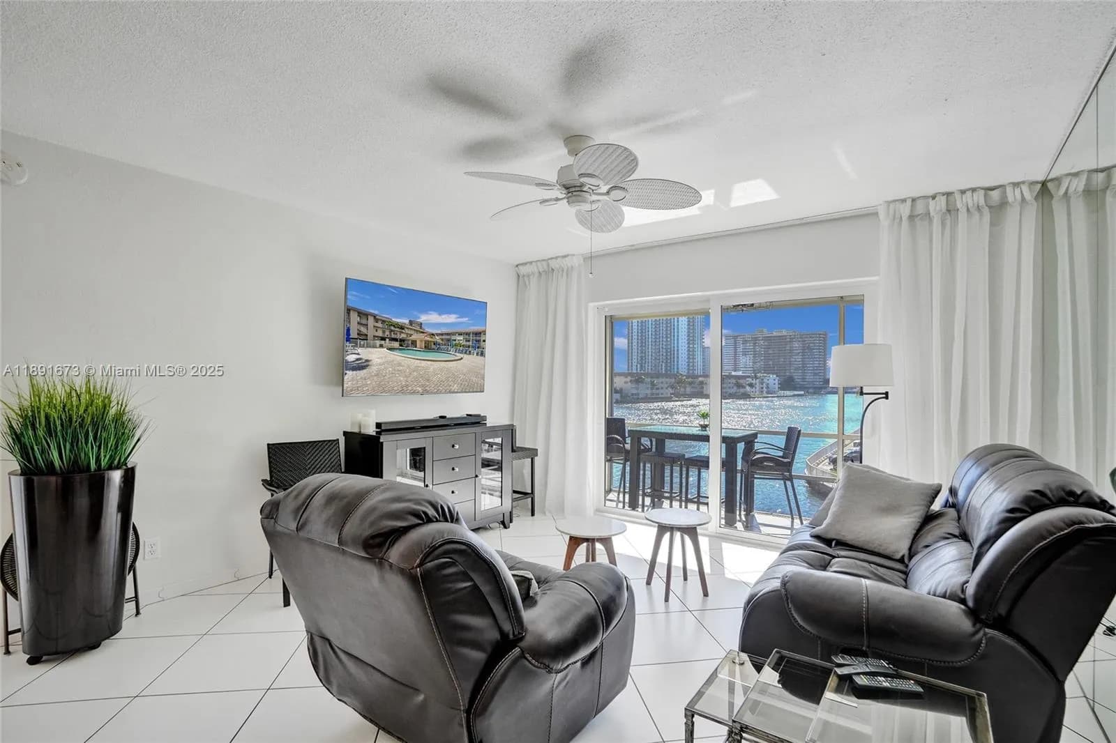 2600 Diana Dr # 308, Hallandale Beach FL 33009