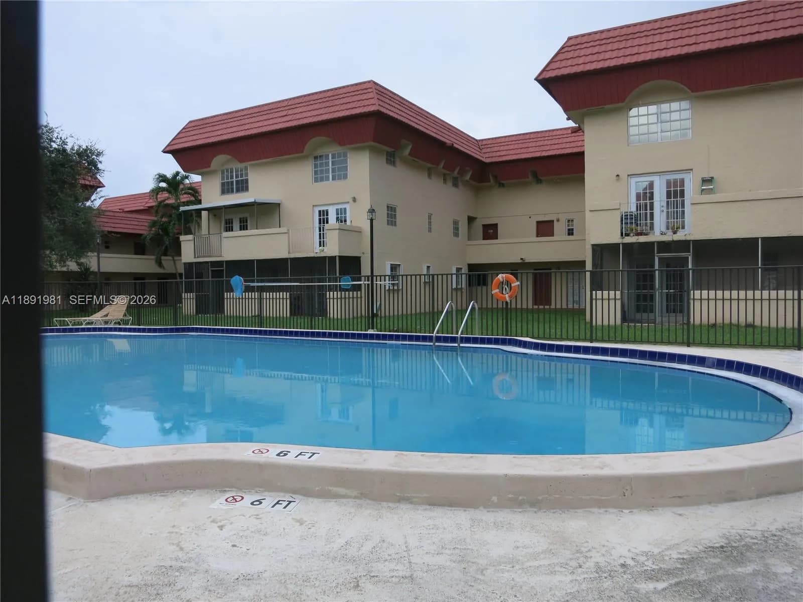 10901 N Kendall Dr # 109, Miami FL 33176