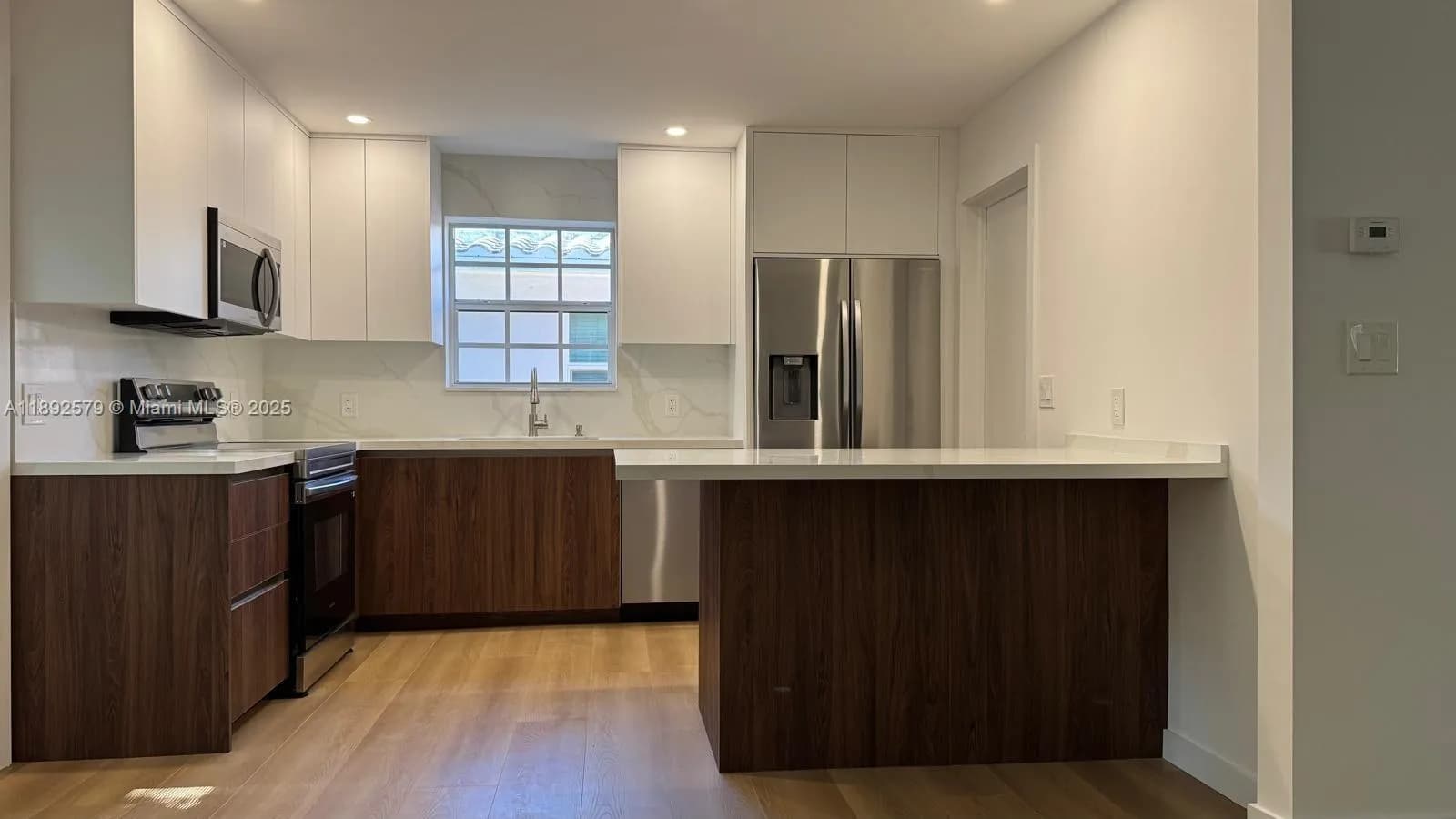 2642 Fillmore St, Hollywood FL 33020