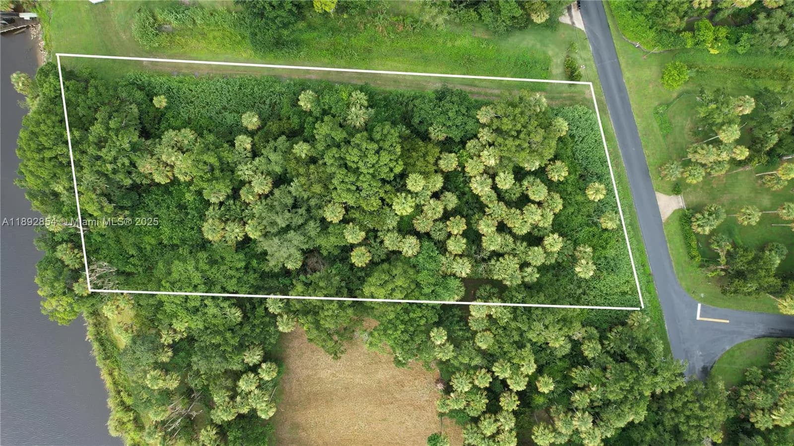 15306 SW Palm Oak Ave, Indian Town FL 34956