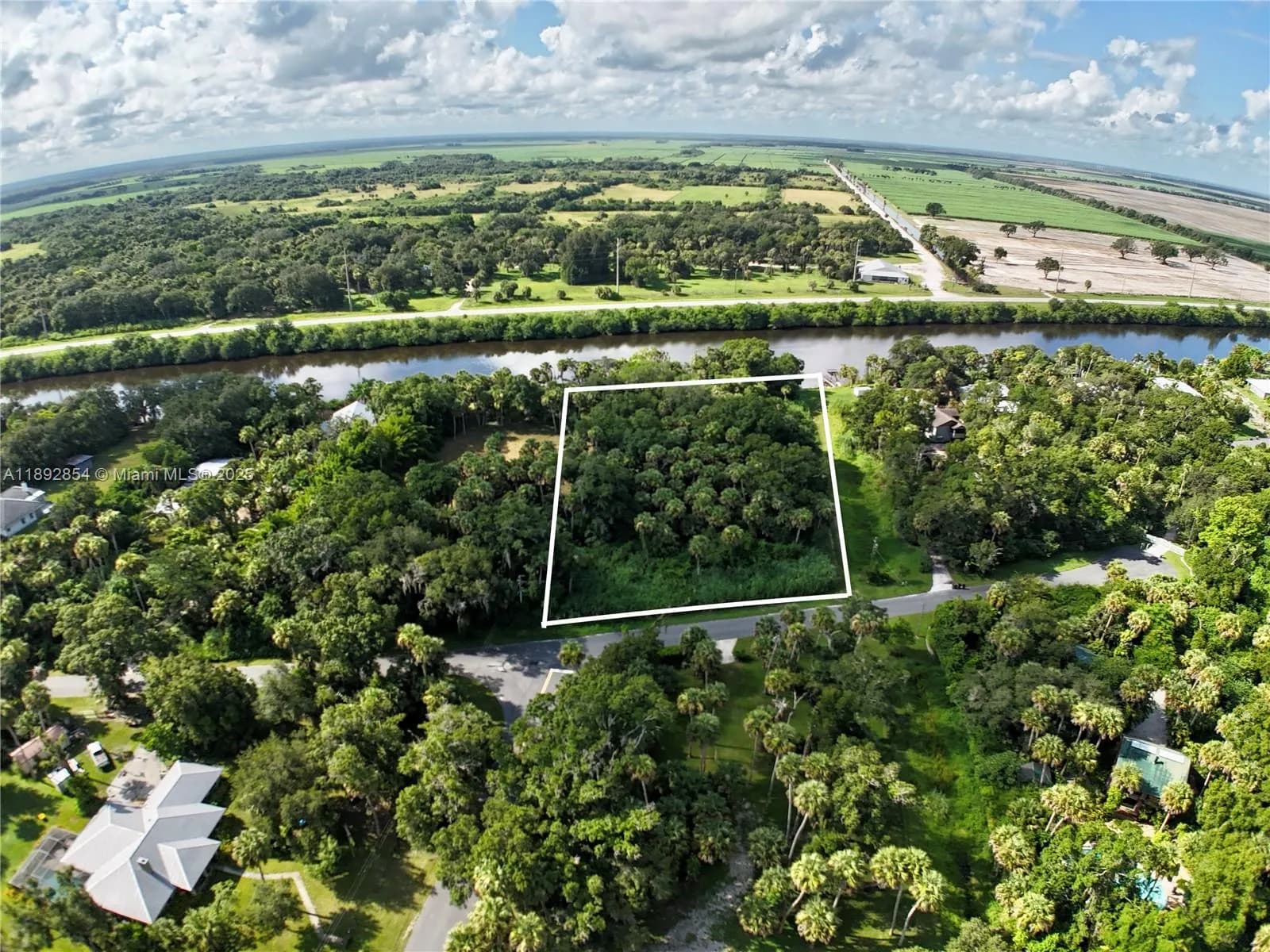 15306 SW Palm Oak Ave, Indian Town FL 34956