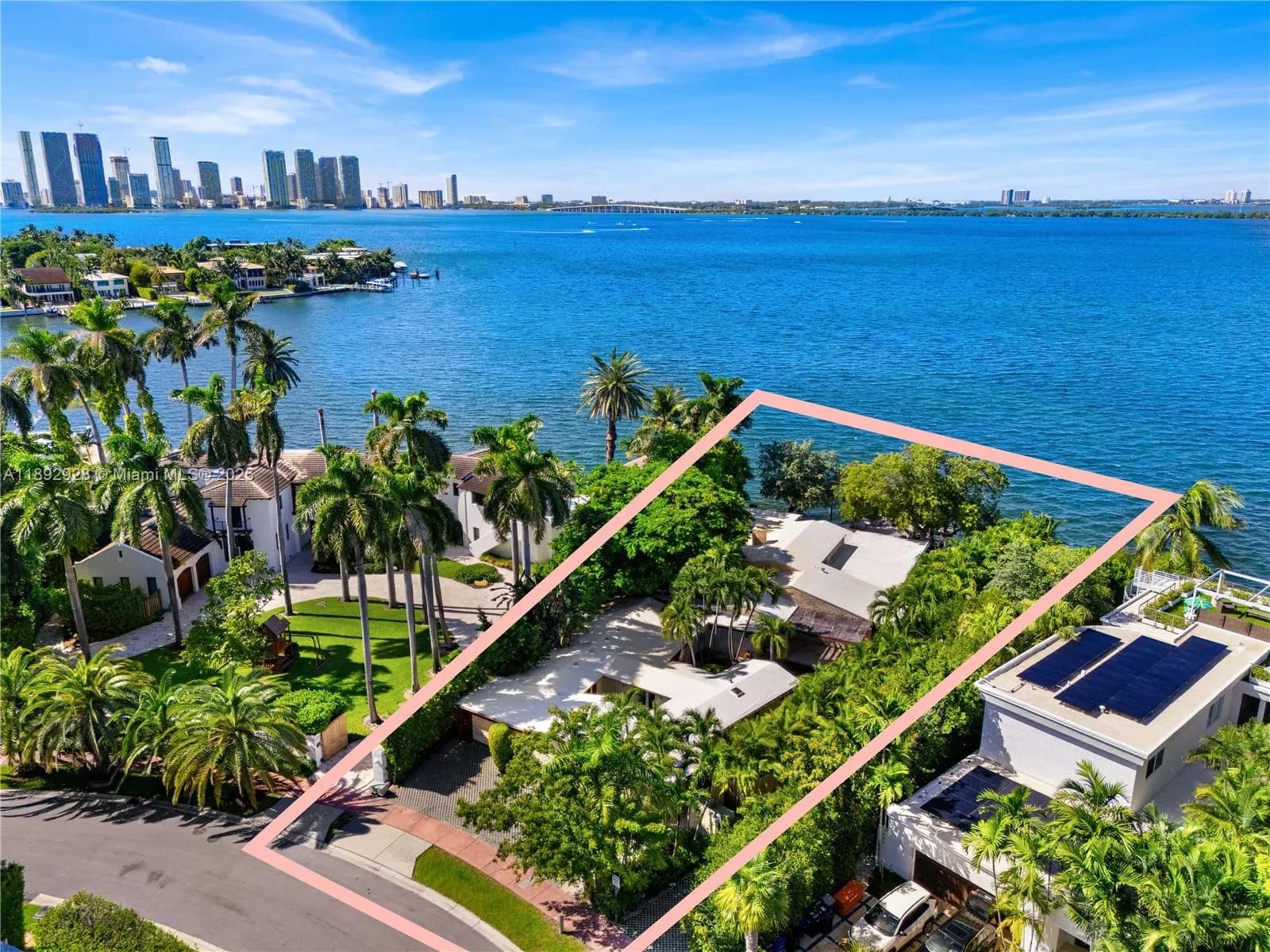 444 W Rivo Alto Dr, Miami Beach FL 33139