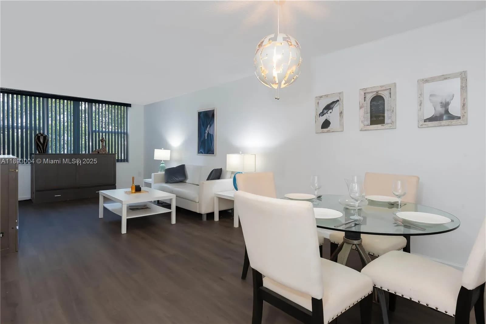 1 bedroom 1 bath for sale at 17890 W Dixie Hwy 319 Hwy # 319, North Miami Beach FL 33160