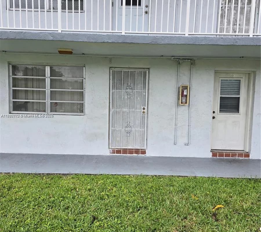 20310 NE 2nd Ave # 15, Miami Gardens FL 33179