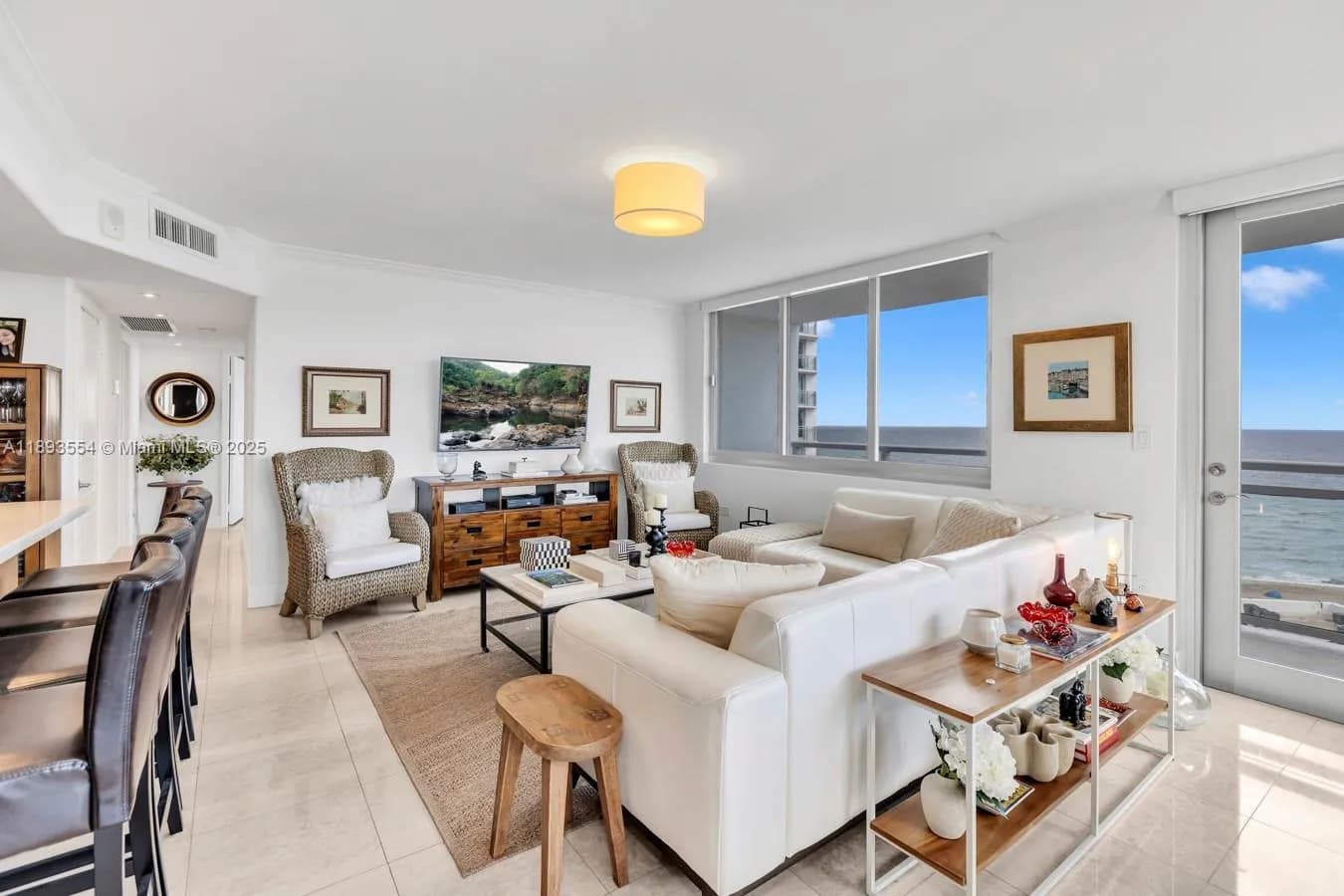 7135 Collins Ave # 1126, Miami Beach FL 33141