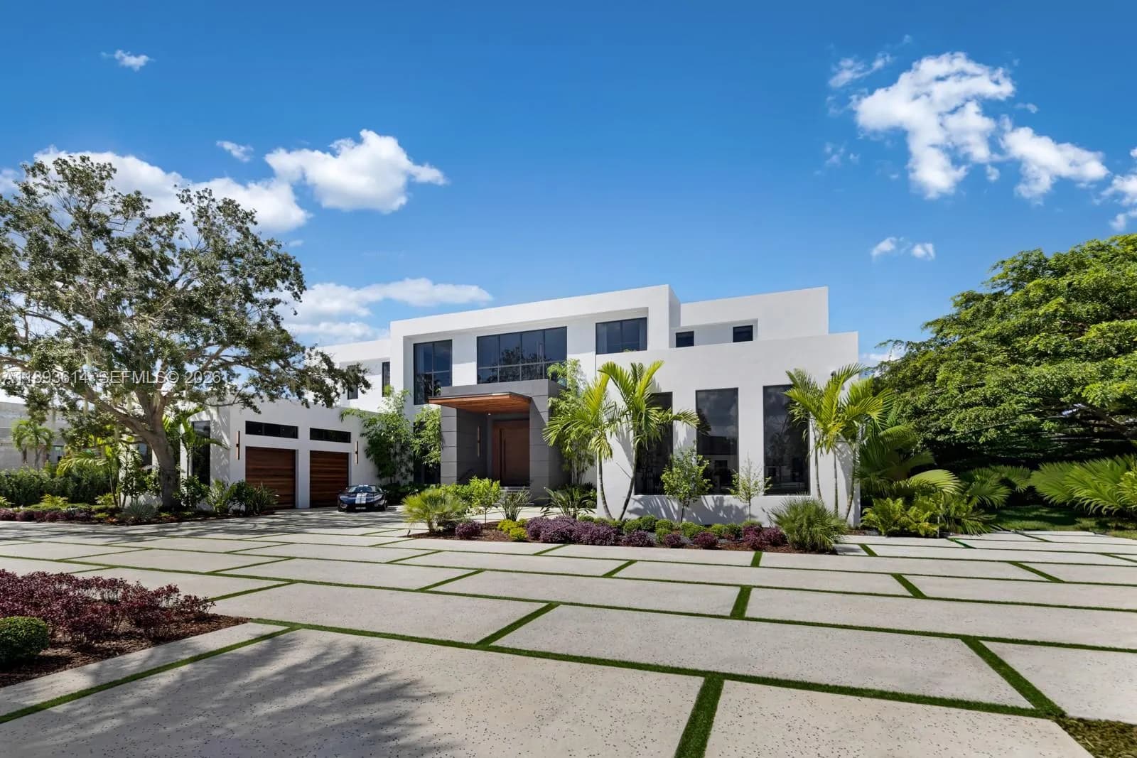 8 bedroom 8 bath for sale at 9900 SW 125th Ave, Miami FL 33186