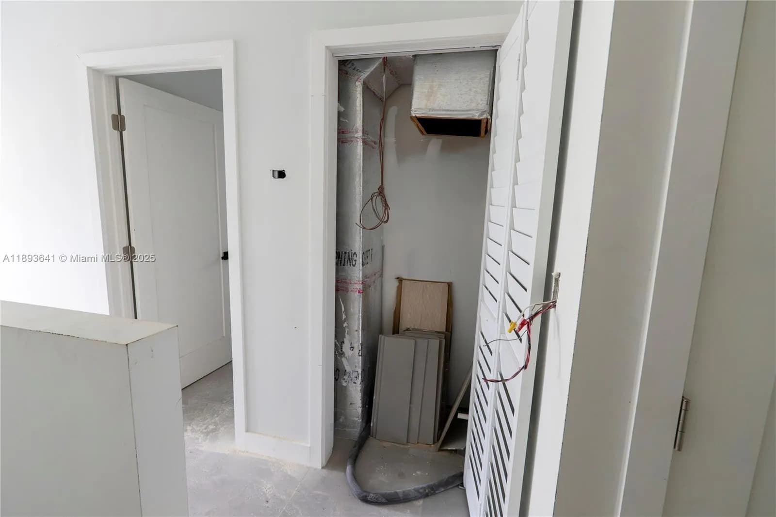 10290 SW 174th Ter, Miami FL 33157