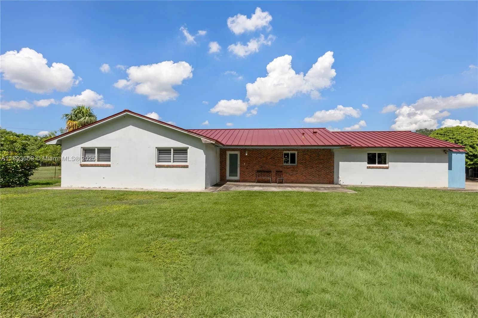 19501 SW 236th St, Homestead FL 33031