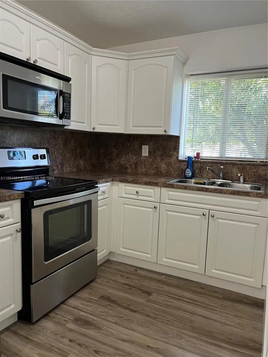 18920 NW 31st Ave, Miami Gardens FL 33056