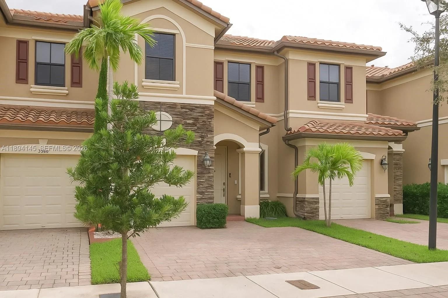 3364 W 90th St, Hialeah FL 33018