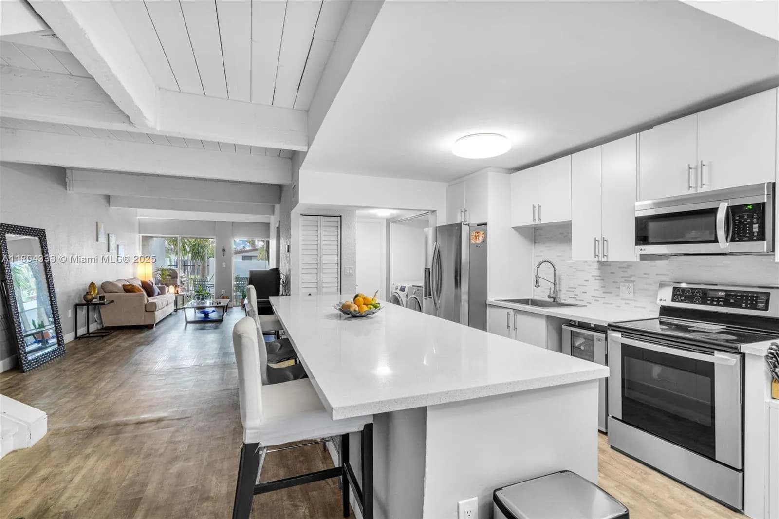 19440 NE 26th Ave # 54B, Miami FL 33180