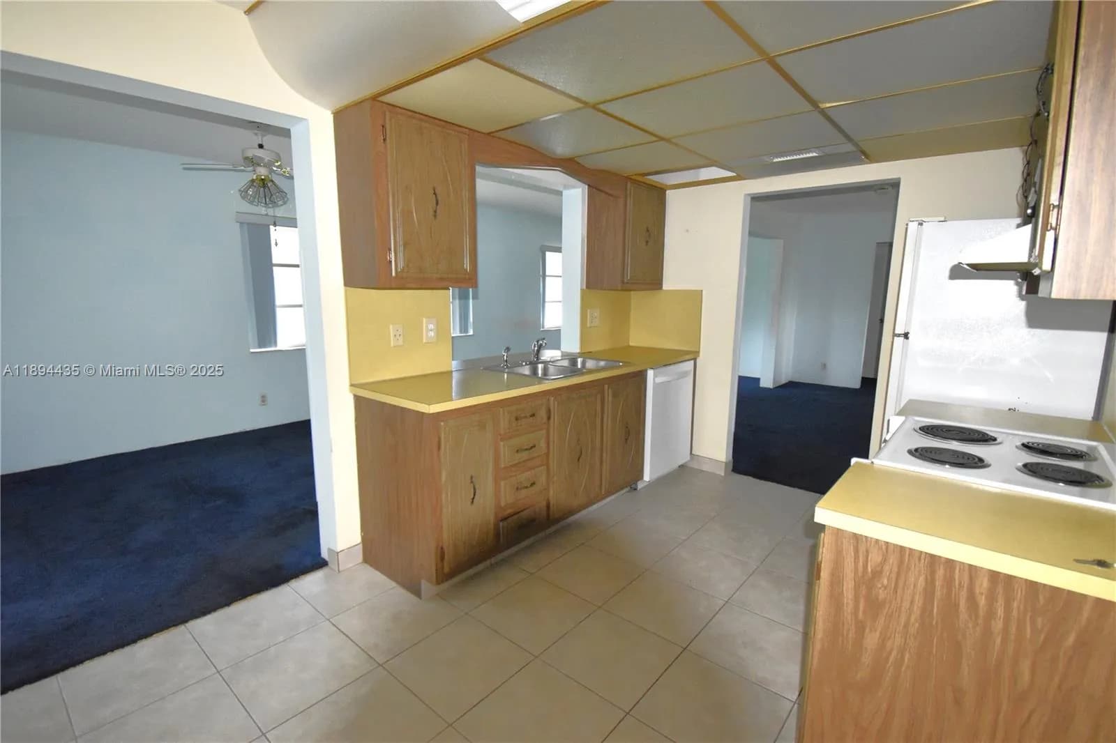 1301 Campanelli Dr, Plantation FL 33322