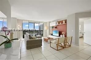 3400 NE 192nd St # 1601, Aventura FL 33180