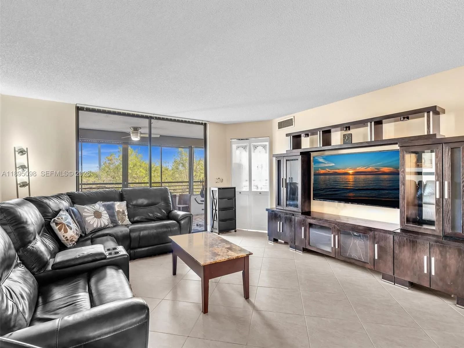 1400 Sheridan St # 24J, Hollywood FL 33020