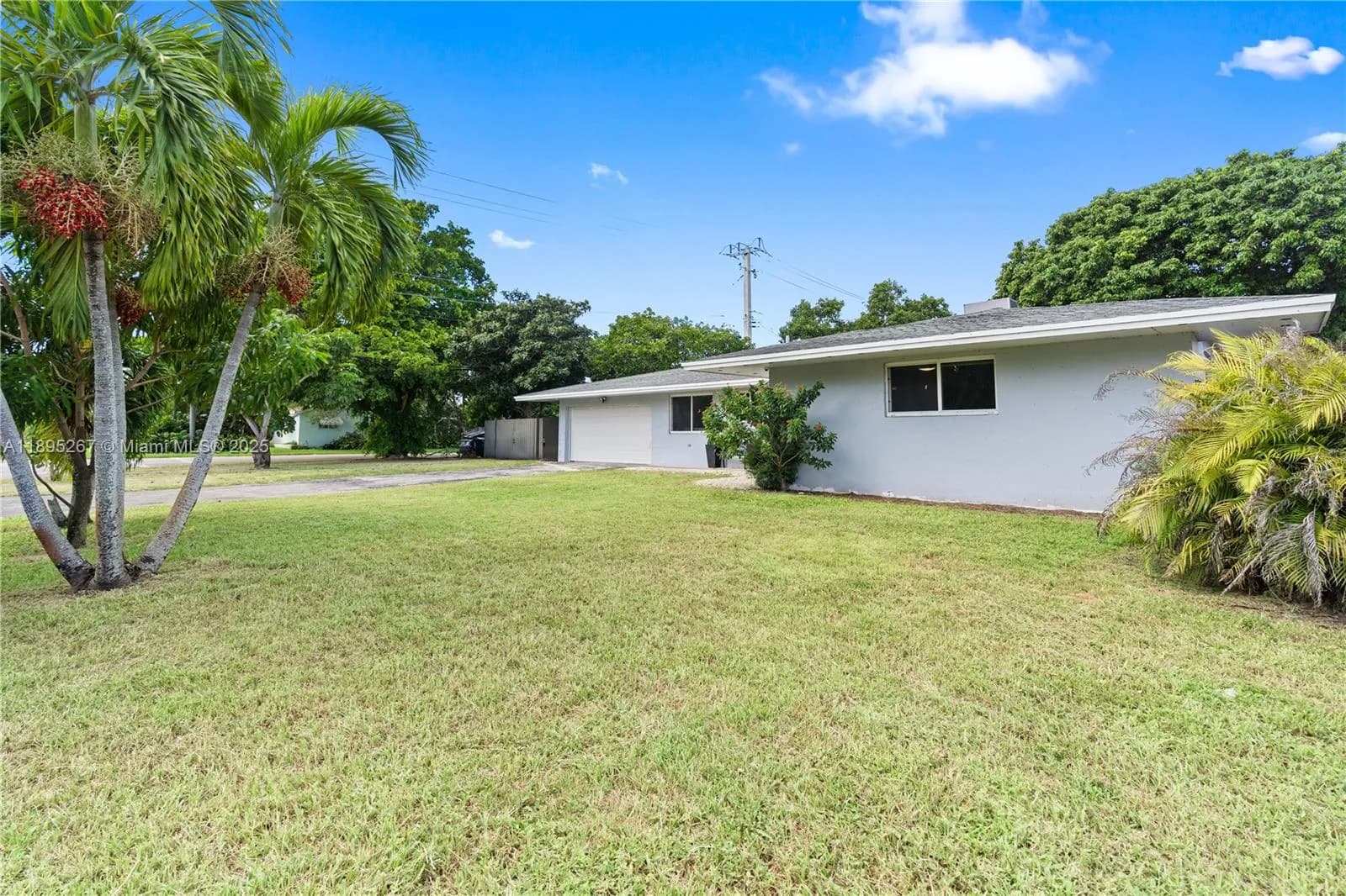 6791 SW 10th Ct, Pembroke Pines FL 33023