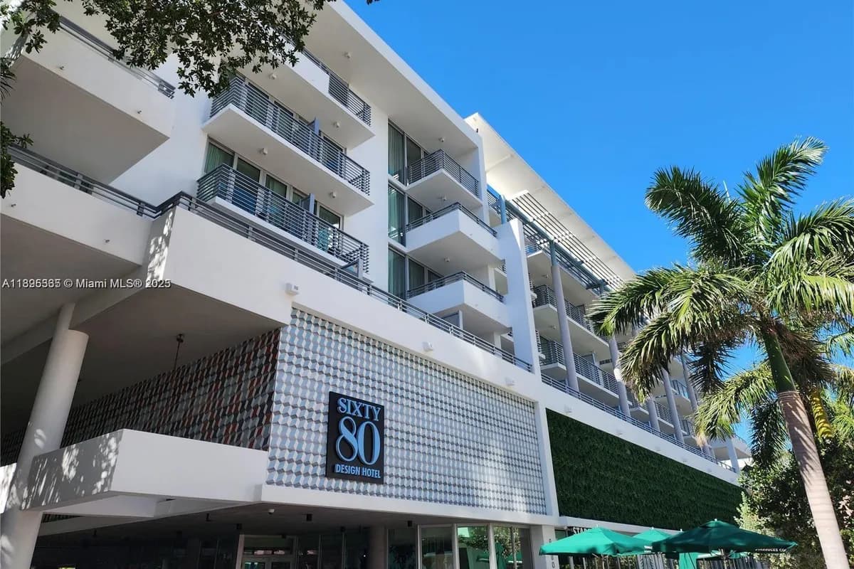 6080 Collins Ave # 304, Miami Beach FL 33140