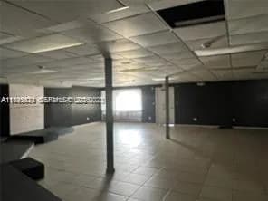 400 NE 44th St, Oakland Park FL 33334