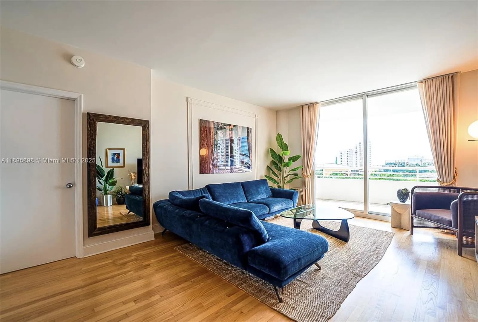 888 Brickell Key Dr # 903, Miami FL 33131