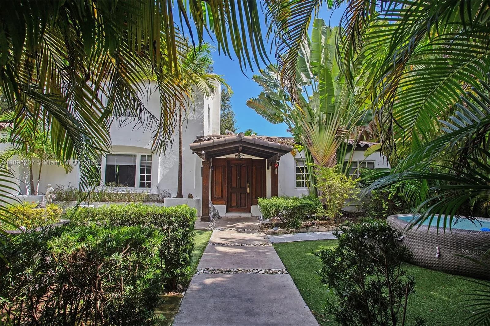 401 SW 28th Rd, Miami FL 33129