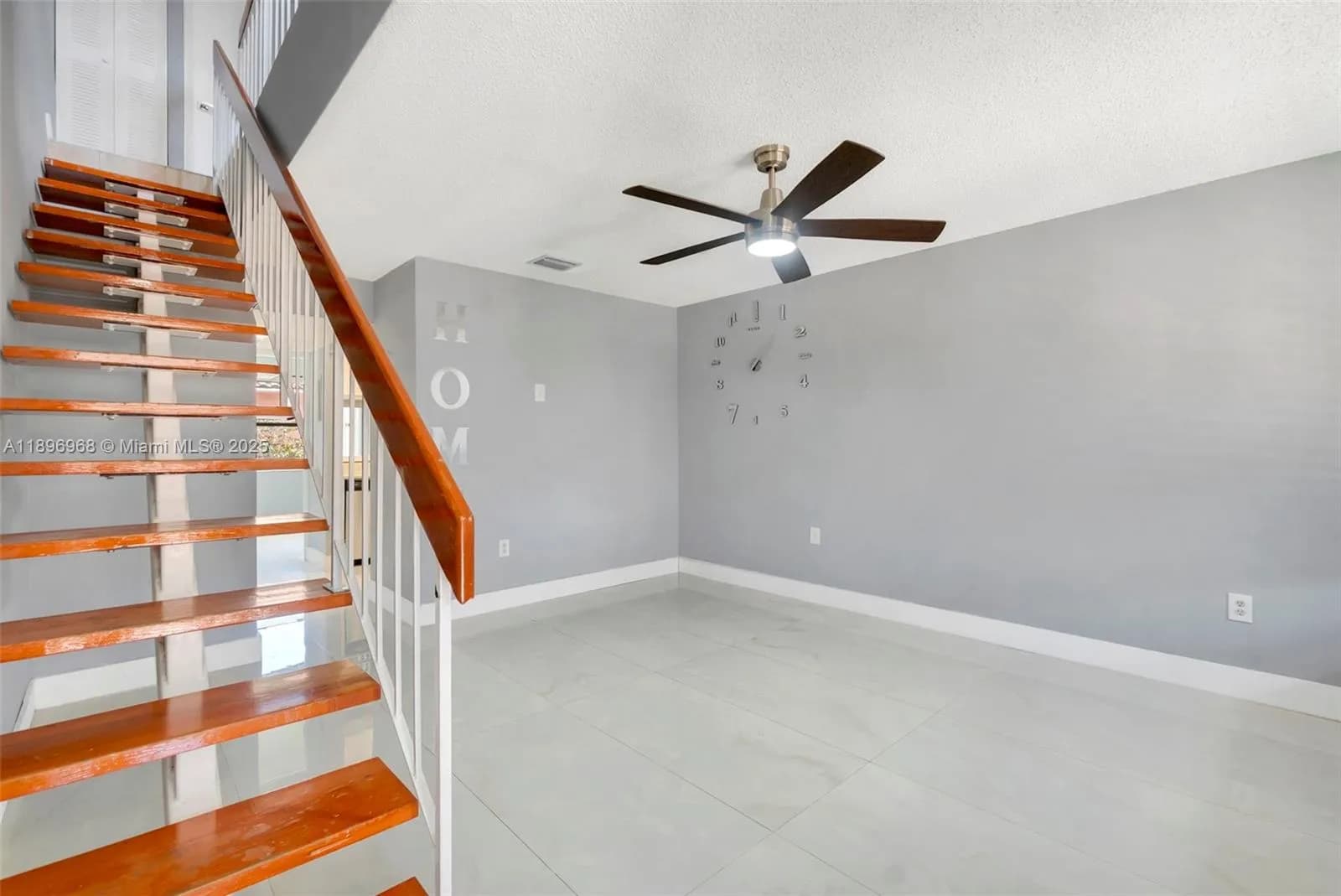 5851 W 20th Ave # 412, Hialeah FL 33012