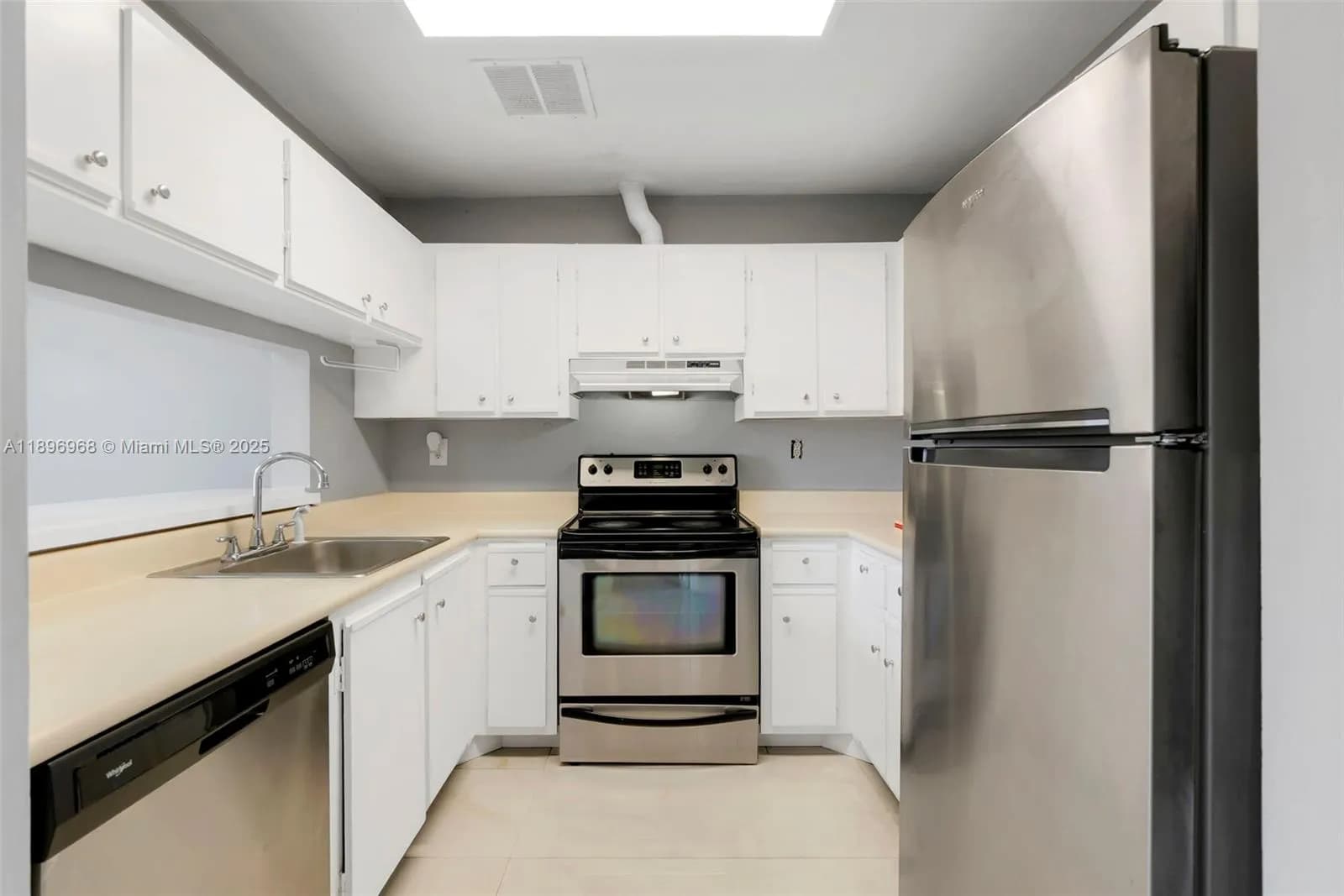 5851 W 20th Ave # 412, Hialeah FL 33012