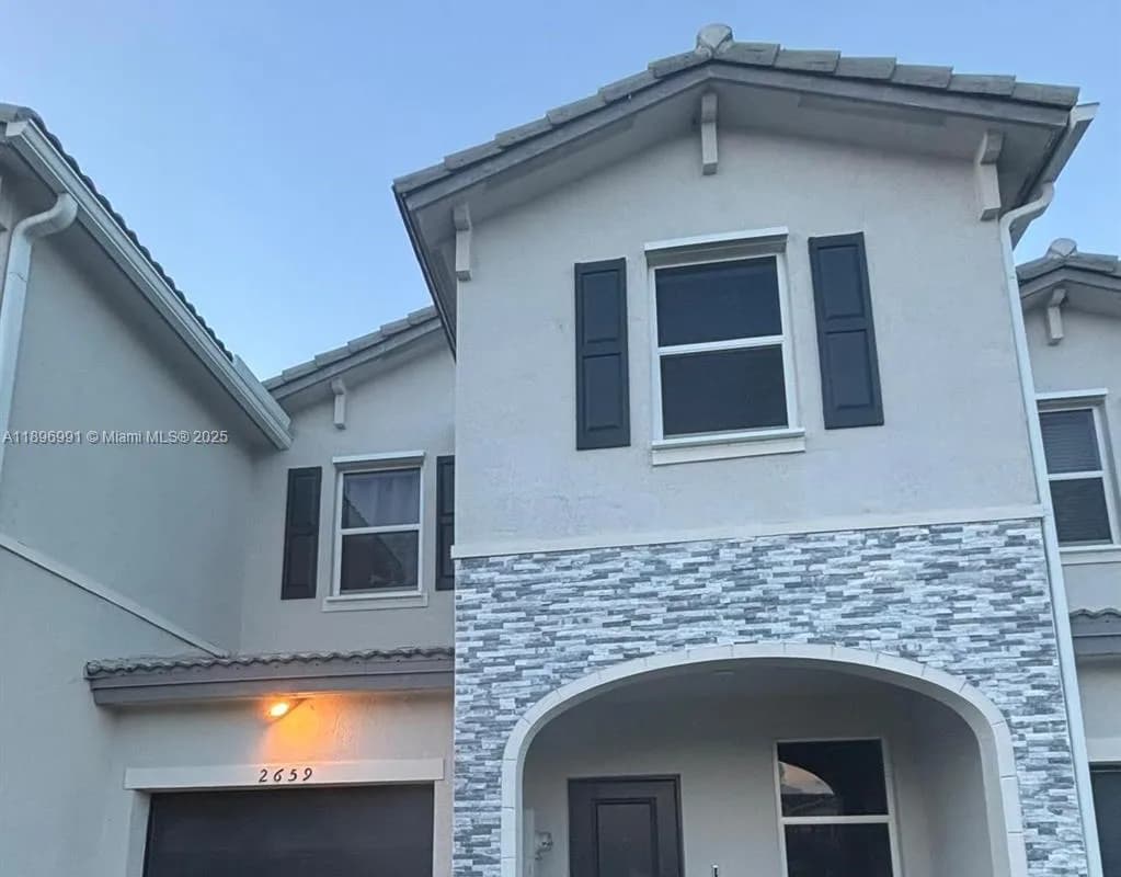 2659 SE 11th St, Homestead FL 33035