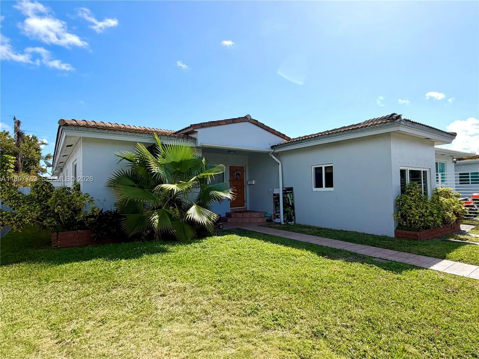 1510 Normandy Dr, Miami Beach FL 33141