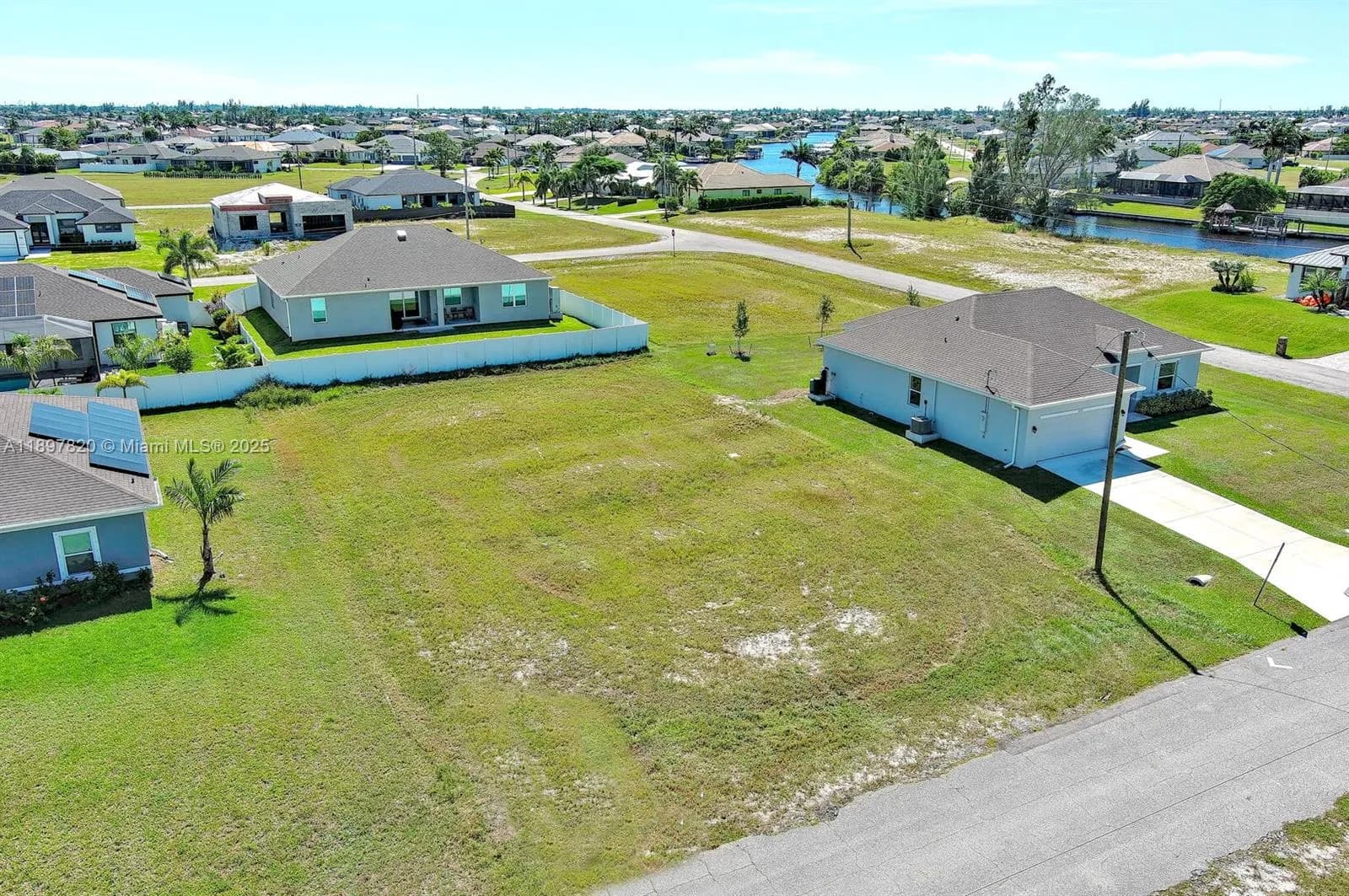 3548 NW 21ST TER, Cape Coral FL 33993