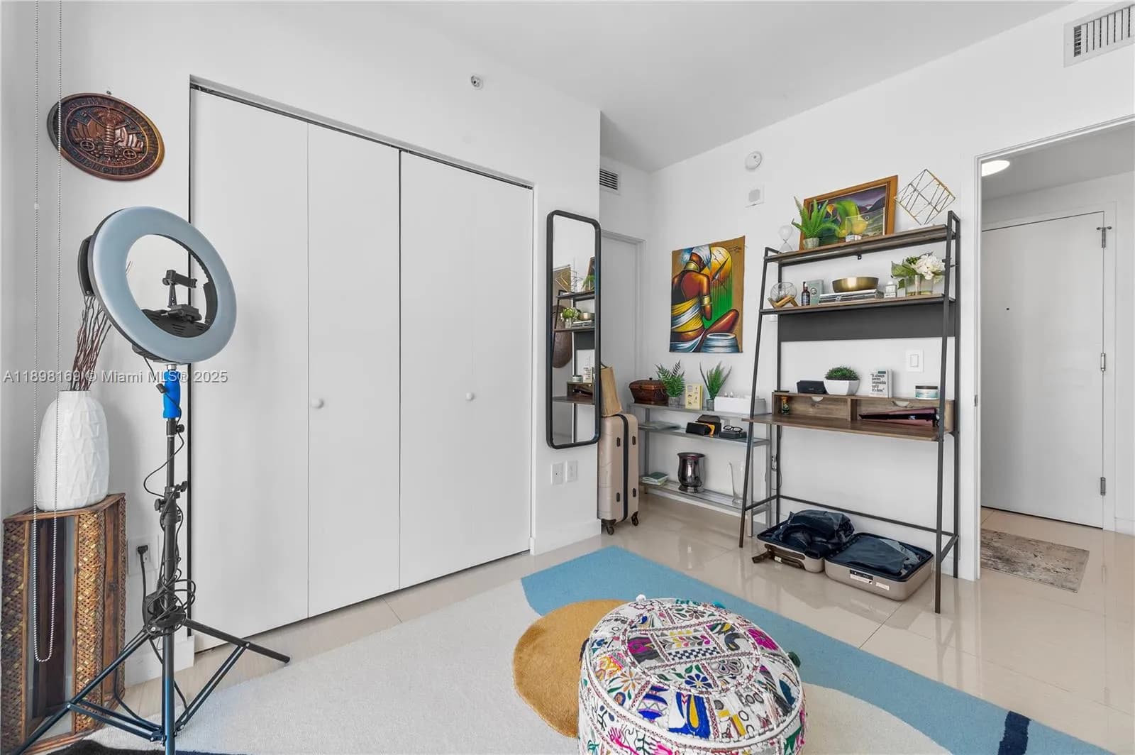 460 NE 28th St # 1901, Miami FL 33137