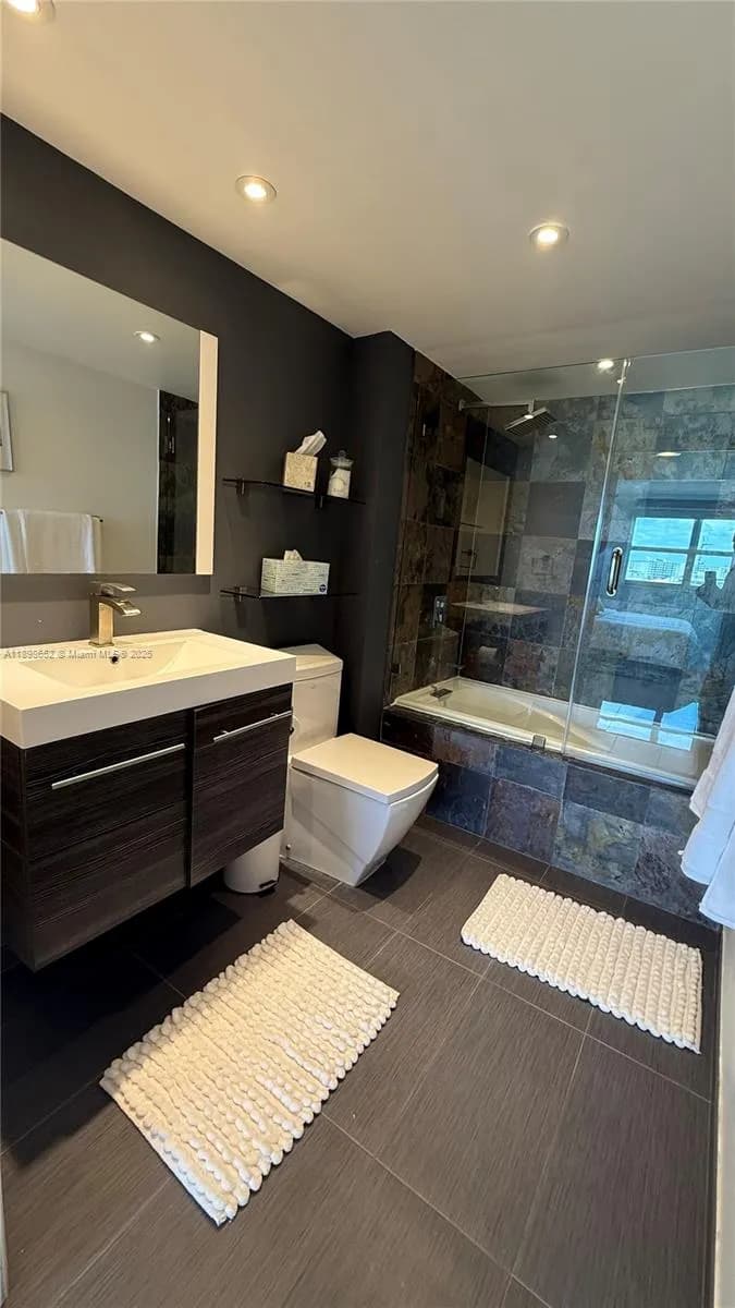 90 Alton Rd # 909, Miami Beach FL 33139