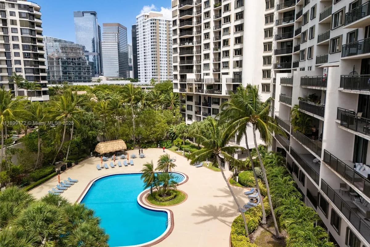 540 Brickell Key Dr # 202, Miami FL 33131