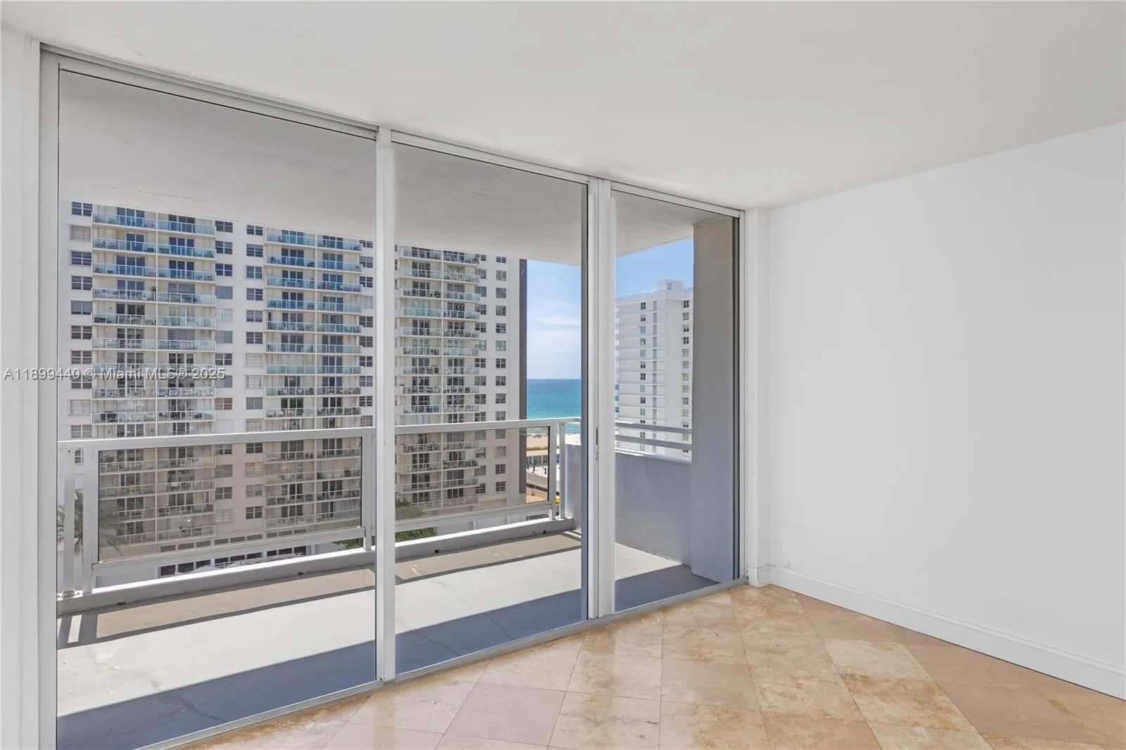 5700 Collins # 10D, Miami Beach FL 33140