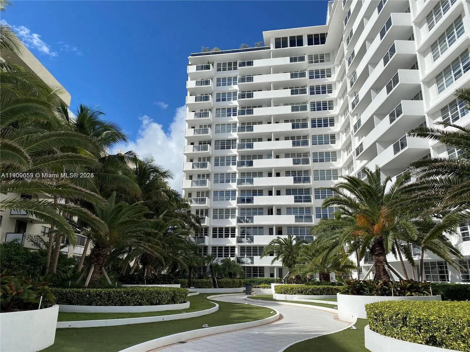 100 Lincoln Rd # 607, Miami Beach FL 33139